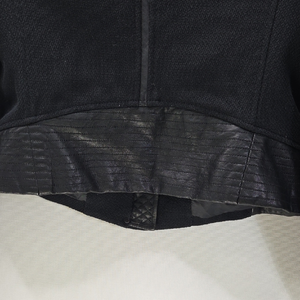 Vince Black Textured Blazer - Picture 11 of 11